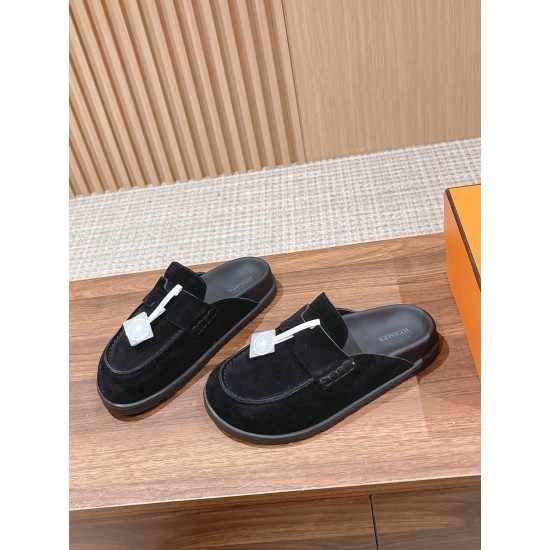 slippers