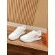 Skateboard shoes