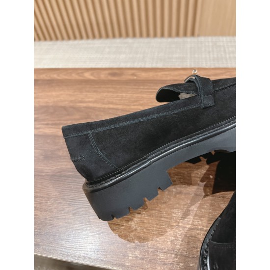 De Xun Shoes