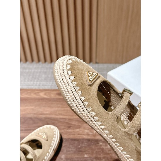 Nude shoes