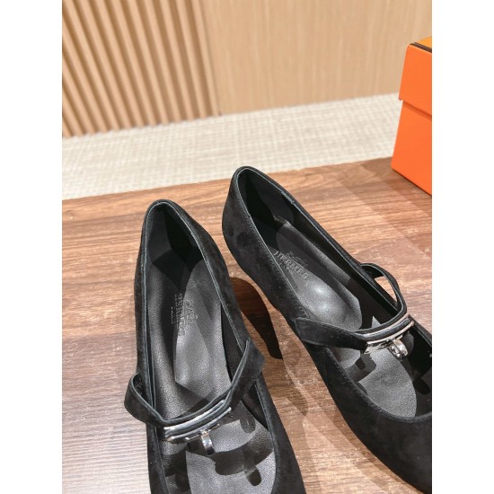 De Xun Shoes