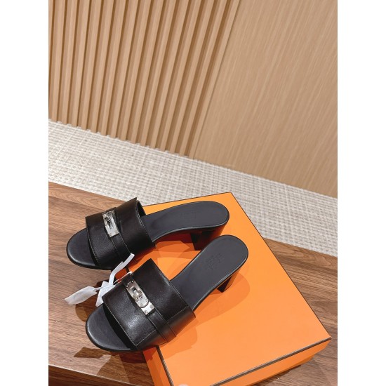 De Xun Shoes