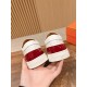 Skateboard shoes