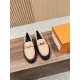 De Xun Shoes