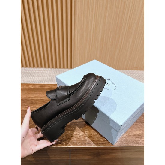 leather shoes