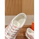 Skateboard shoes