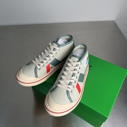 canvas shoe