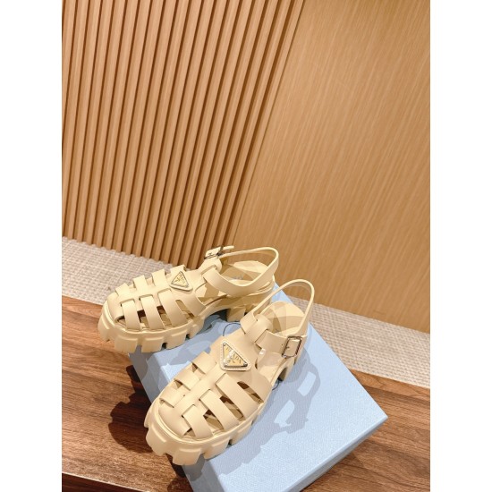 sandal