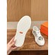 Skateboard shoes