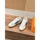 De Xun Shoes