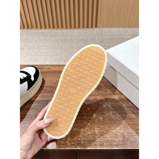 Casual Shoes