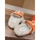  Cake Hair Slippers