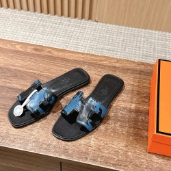 H slippers