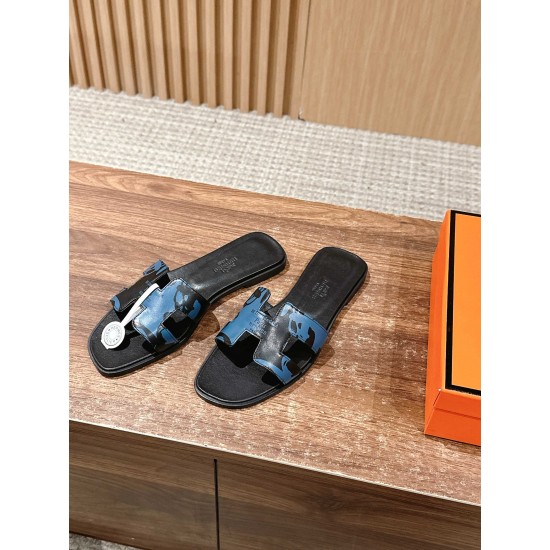 H slippers