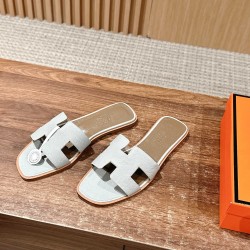 H slippers