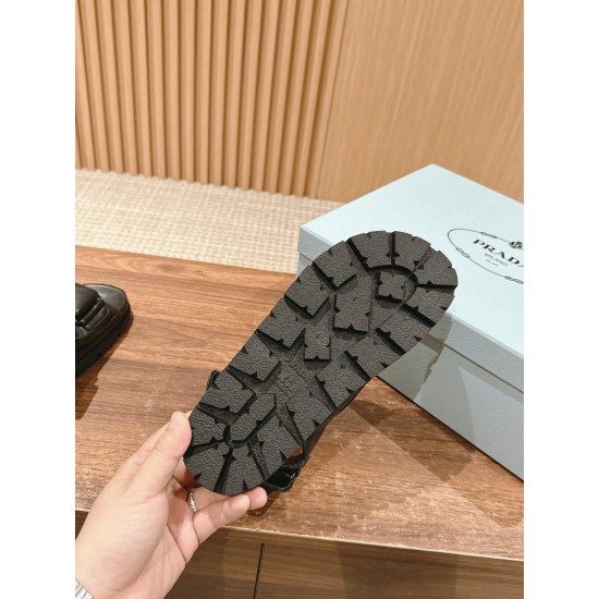 sandal