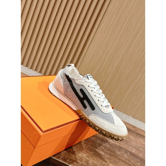 De Xun Shoes