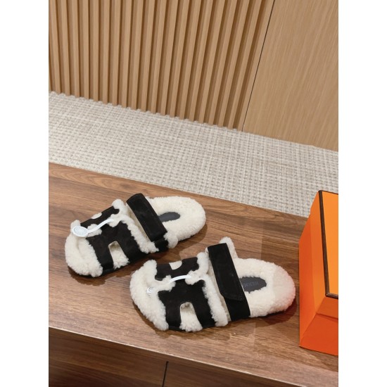  Cake Hair Slippers