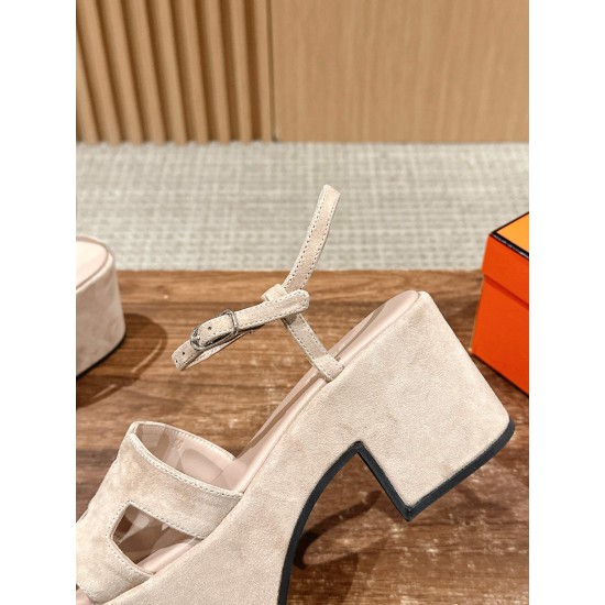 H Sandals