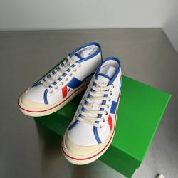 canvas shoe