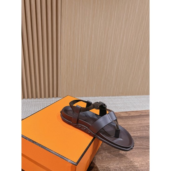H Sandals