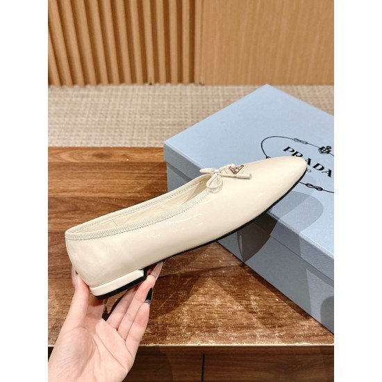 Nude shoes