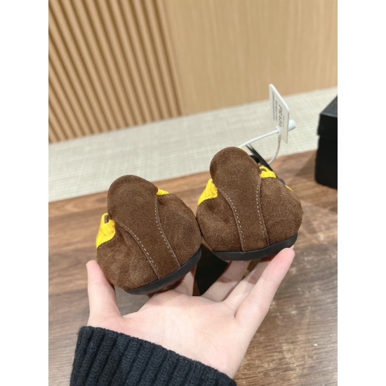 Casual Shoes