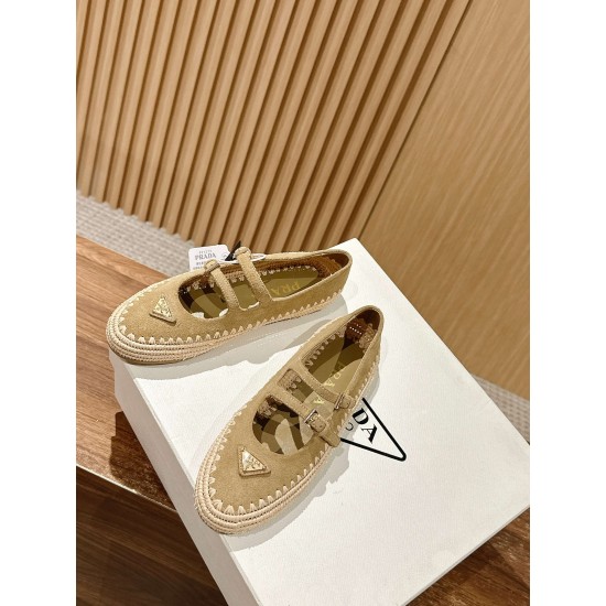 Nude shoes