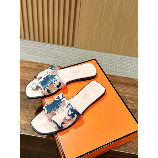 H slippers