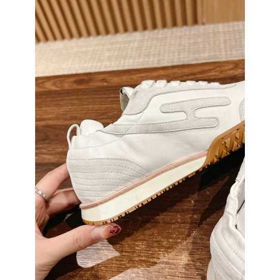 De Xun Shoes