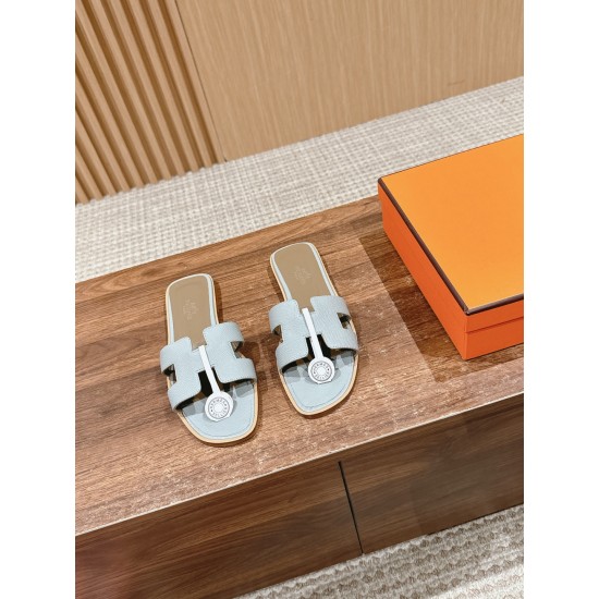H slippers