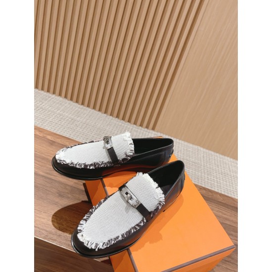 De Xun Shoes