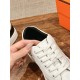 Skateboard shoes