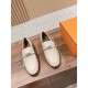 De Xun Shoes