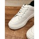 Skateboard shoes