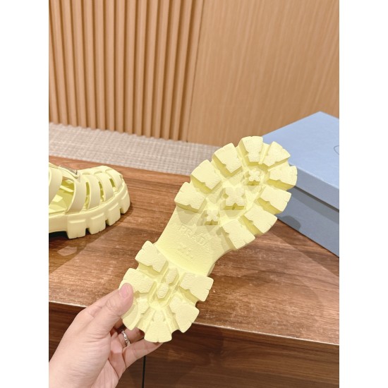 sandal