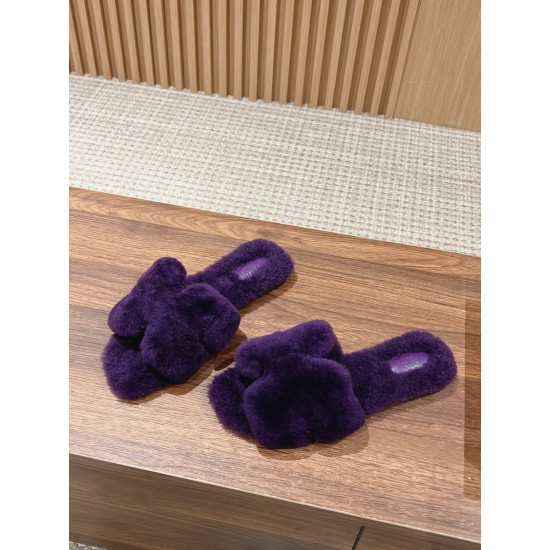 Plush slippers