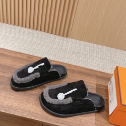 Plush slippers