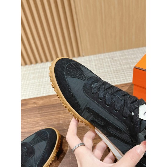 De Xun Shoes