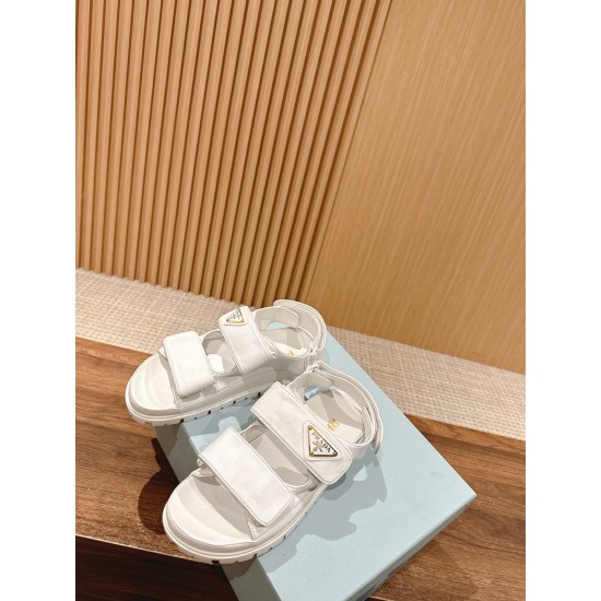 sandal