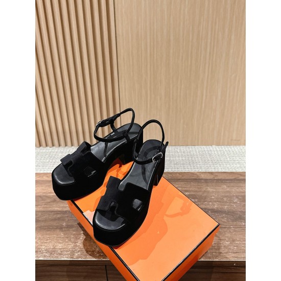 H Sandals