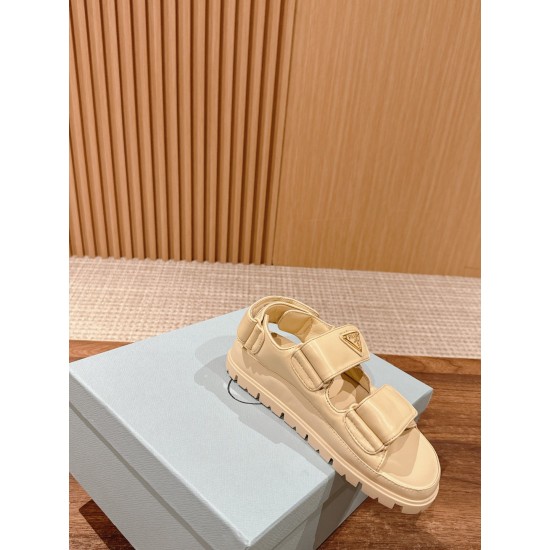 sandal