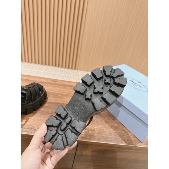 sandal