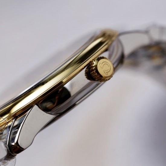 NF出品-新款欧米茄蝶飞石英系列腕表 腕表尺寸27.4mm【精彩细节】搭载原装Cal.1376原装机芯,支持拆机查验。双面防反光耐磨损蓝宝石玻璃表镜。别具匠心的珍珠母贝表盘,每一片的纹路都是独一无二的。指针与刻度均PVD18K金。三码合一,根据正品定制的身份卡,日此表款风格简约,外观雅致华美,彰显着引人瞩目的隽永美感,一块好的手表需要设计师的完美设计,也需要高品质的材质去体现它的价值。实物拍摄品质如一! NF出品-新款欧米茄蝶飞石英系列腕表 腕表尺寸27.4mm【精彩细节】搭载原装Cal.1376原装机芯,支持拆机查验。双面防反光耐磨损蓝宝石玻璃表镜。别具匠心的珍珠母贝表盘,每一片的纹路都是独一无二的。指针与刻度均PVD18K金。三码合一,根据正品定制的身份卡,日此表款风格简约,外观雅致华美,彰显着引人瞩目的隽永美感,一块好的手表需要设计师的完美设计,也需要高品质的材质去体现它的价值。实物拍摄品质如一!