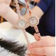 肖帮 手链系列✨高端大气✨全新上市品牌：肖邦- Chopard 款式：女士腕表（高端大气）机芯：进口石英机芯材料：镀膜高密度镜面，铜壳，钢扣底盖：密底表带：斯华诺世奇水晶钻表带表扣：原装折叠扣尺寸：直径26mm  厚度7.5mm