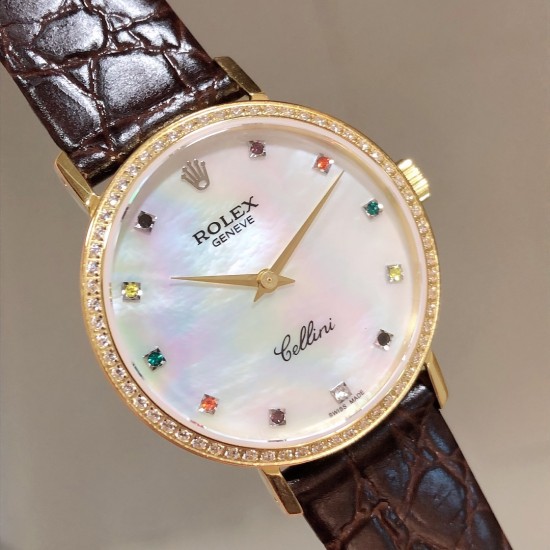 实拍 劳力士2020新品女性腕表 高级腕表ROLEX,一见倾心。劳力士切利尼女款奢华版惊艳上市,表面镶嵌12颗施洛华世奇彩钻,蕴意生命多姿多彩。表盘32尺寸,适配所有女神的手腕。手表搭载进口9015机芯,厚度仅为8毫米,足够薄,让您佩戴更舒适! 实拍 劳力士2020新品女性腕表 高级腕表ROLEX,一见倾心。劳力士切利尼女款奢华版惊艳上市,表面镶嵌12颗施洛华世奇彩钻,蕴意生命多姿多彩。表盘32尺寸,适配所有女神的手腕。手表搭载进口9015机芯,厚度仅为8毫米,足够薄,让您佩戴更舒适!