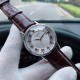 SJ出品 品牌:百达翡丽-PATEK PHILIPPE Z2 精品男士腕表,简约三针搭配3字位单日历设计,316精钢表壳,进口全自动机芯(超准走时)尺寸:40mm厚12mm,顶级进口牛皮表带,装配原装针扣 A级水晶镜面 三杰精致推荐男士精品机械腕表 精致传承真实效果 SJ品质的保证 SJ出品 品牌:百达翡丽-PATEK PHILIPPE Z2 精品男士腕表,简约三针搭配3字位单日历设计,316精钢表壳,进口全自动机芯(超准走时)尺寸:40mm厚12mm,顶级进口牛皮表带,装配原装针扣 A级水晶镜面 三杰精致推荐男士精品机械腕表 精致传承真实效果 SJ品质的保证