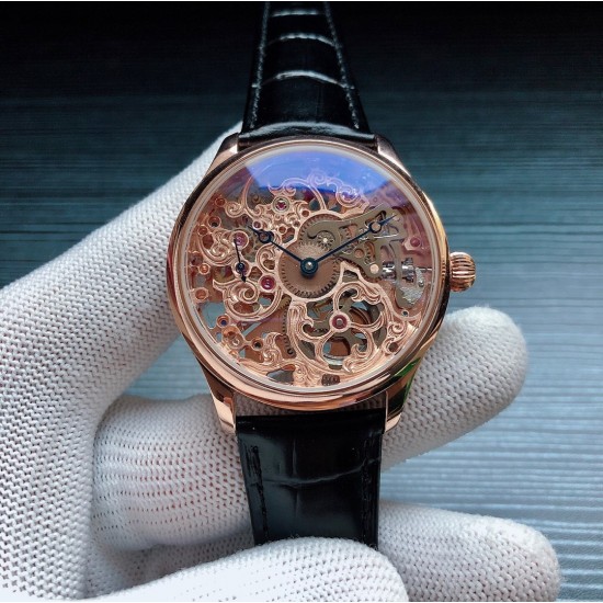 万国 IWC X5 飞行员系列 拉砂表壳 尺寸:42mm*12mm 内置手动上链机械机芯 镀膜玻璃 头层小牛皮带原装扣 简单大气镂空艺术雕花设计 优雅且精致的像个飞行员 三杰精心挑选超真实实物图拍摄 SJ为你精心挑选超真实实物图拍摄 万国 IWC X5 飞行员系列 拉砂表壳 尺寸:42mm*12mm 内置手动上链机械机芯 镀膜玻璃 头层小牛皮带原装扣 简单大气镂空艺术雕花设计 优雅且精致的像个飞行员 三杰精心挑选超真实实物图拍摄 SJ为你精心挑选超真实实物图拍摄