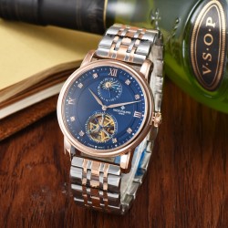 时尚新款 PATEK PHILIPPE【新年巨献 最高版本】百达翡丽超级多功能系列（功能 12字位日月星辰显示 6字位飞达显示）和原装一样的带水平压纹工艺，带荧光刻度 ，42mm直径。316L精钢镀金，原装进口镀膜水晶镜面。字面的外钻为施华洛世奇钻，通透闪亮，气质非凡。在目前技术范畴内尽可能接近原装，此款腕表让您驾驭所有场合。