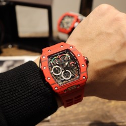 理查德米勒 Richard Mille⌚️碳纤维壳43*50毫米 一如既往防水胶带配原装折叠扣 极具个性与夸张的表壳表盘设计只为遇见个性独特的你 一如既往的酷 !